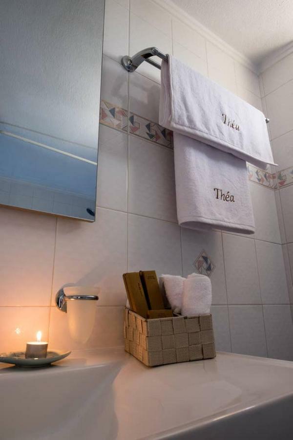 Thea Apartment *