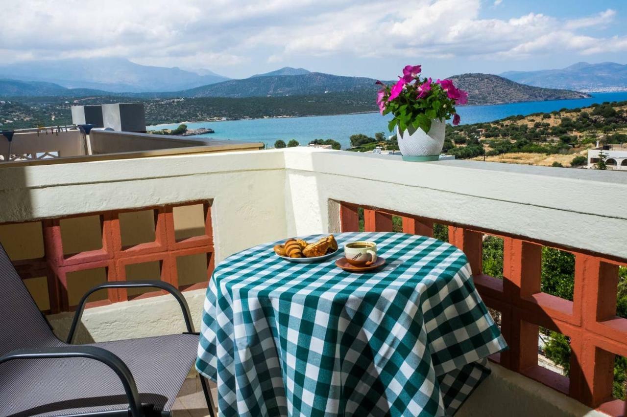 Thea Apartament Istron