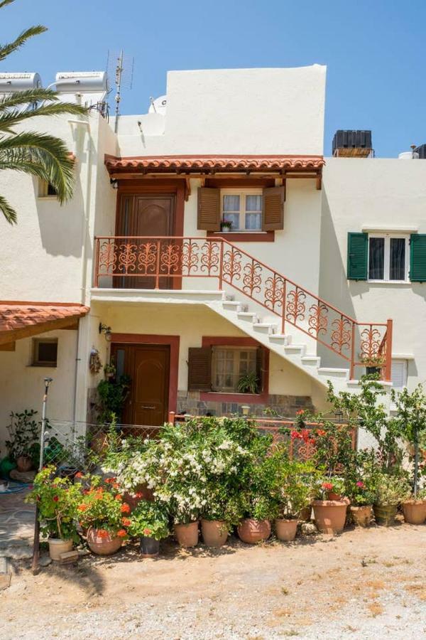 Apartament Thea *