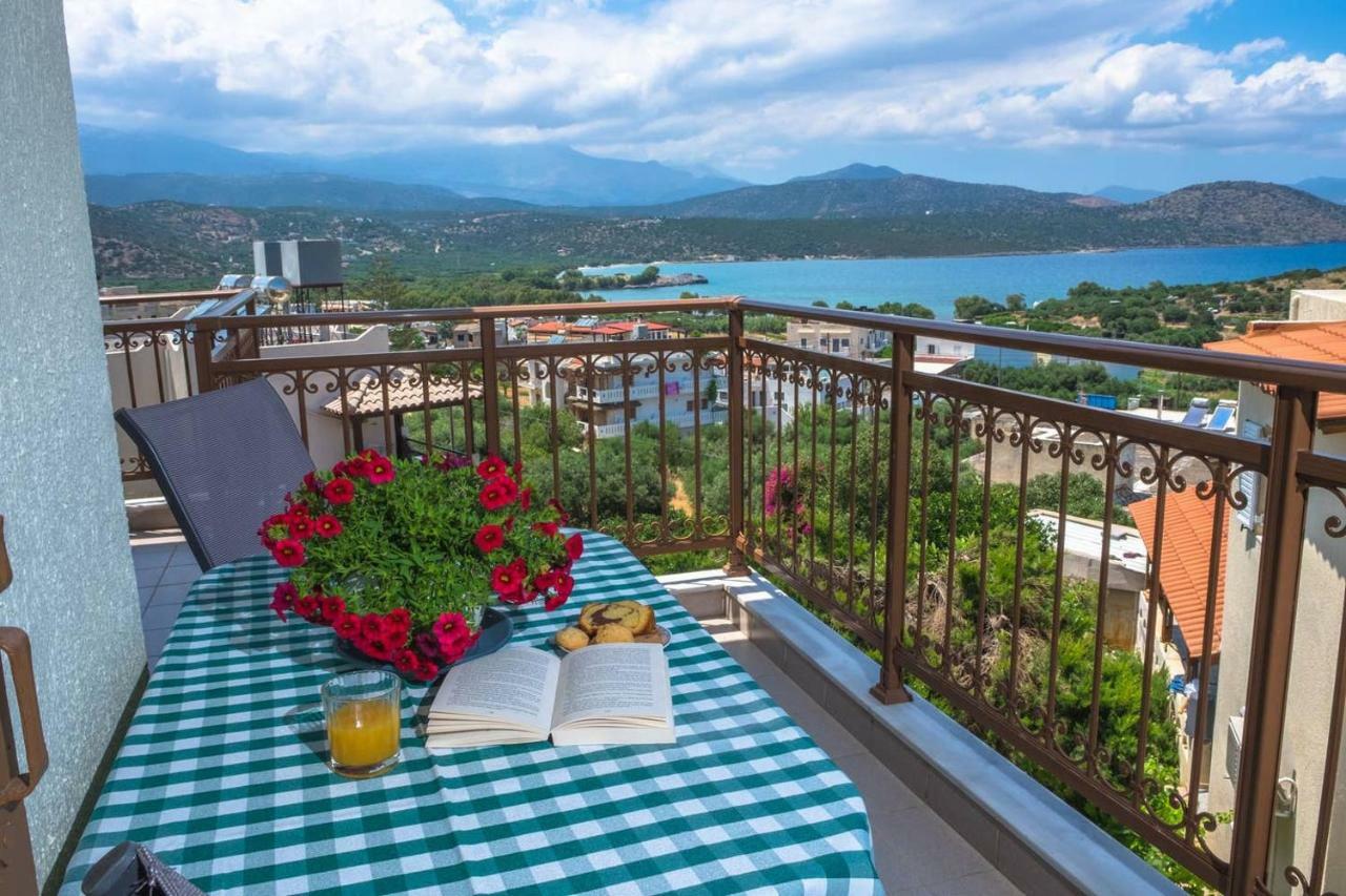 Apartament Thea Istron